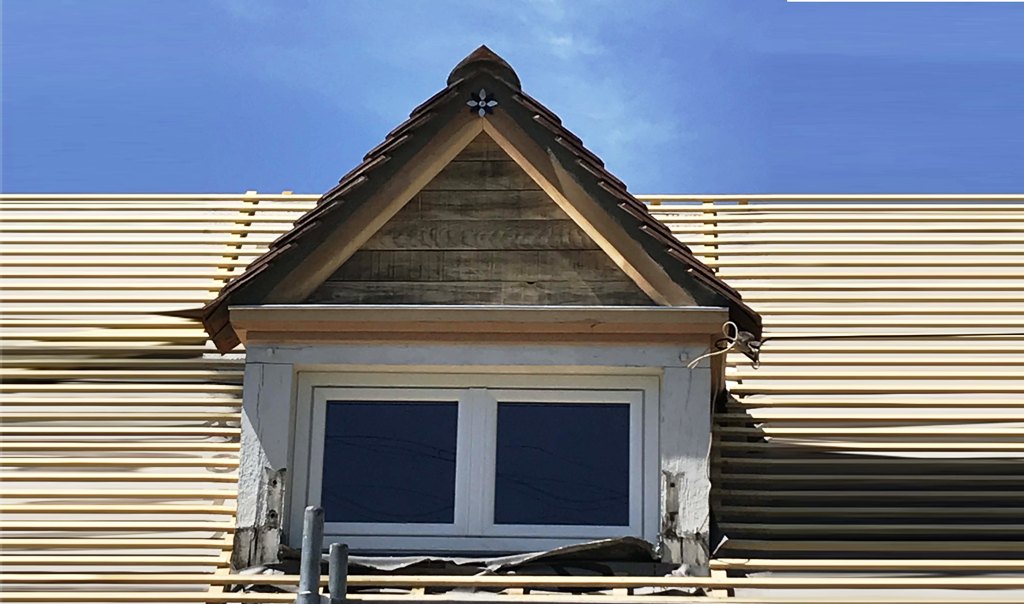 couvreur lorris, MILAN  Couverture lorris, toiture, aluminium, couverture en acier, couverture en aluminium, couverture bardage, couverture en cuivre, couverture métallique, couverture en plomb, couverture tuile, couverture en zinc, chéneau, châssis de toit, zinguerie